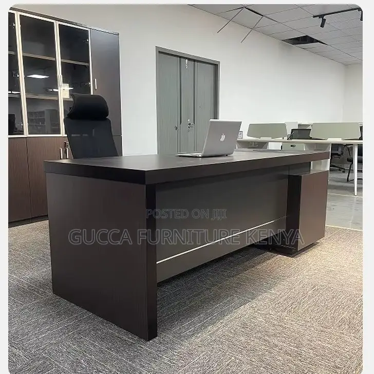 1.8m Manager's Executive Desk With Return