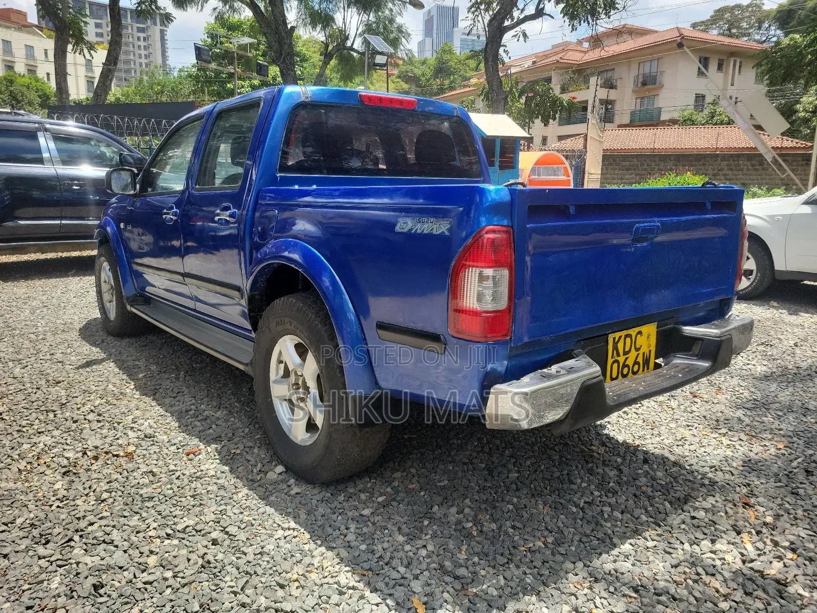 Isuzu D-MAX 2006 Blue
