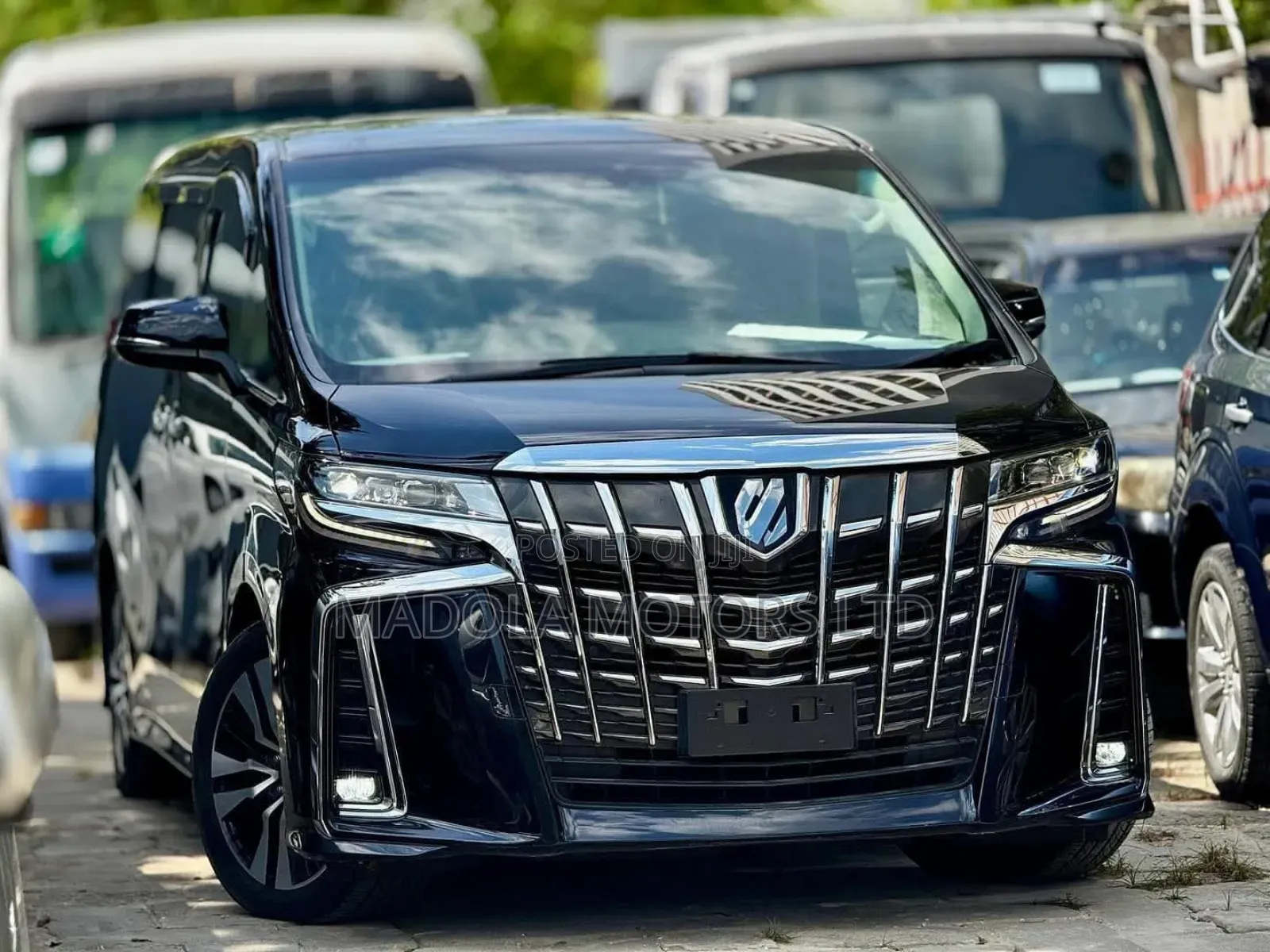 Toyota Alphard 2.5 Petrol AWD 2019 Black