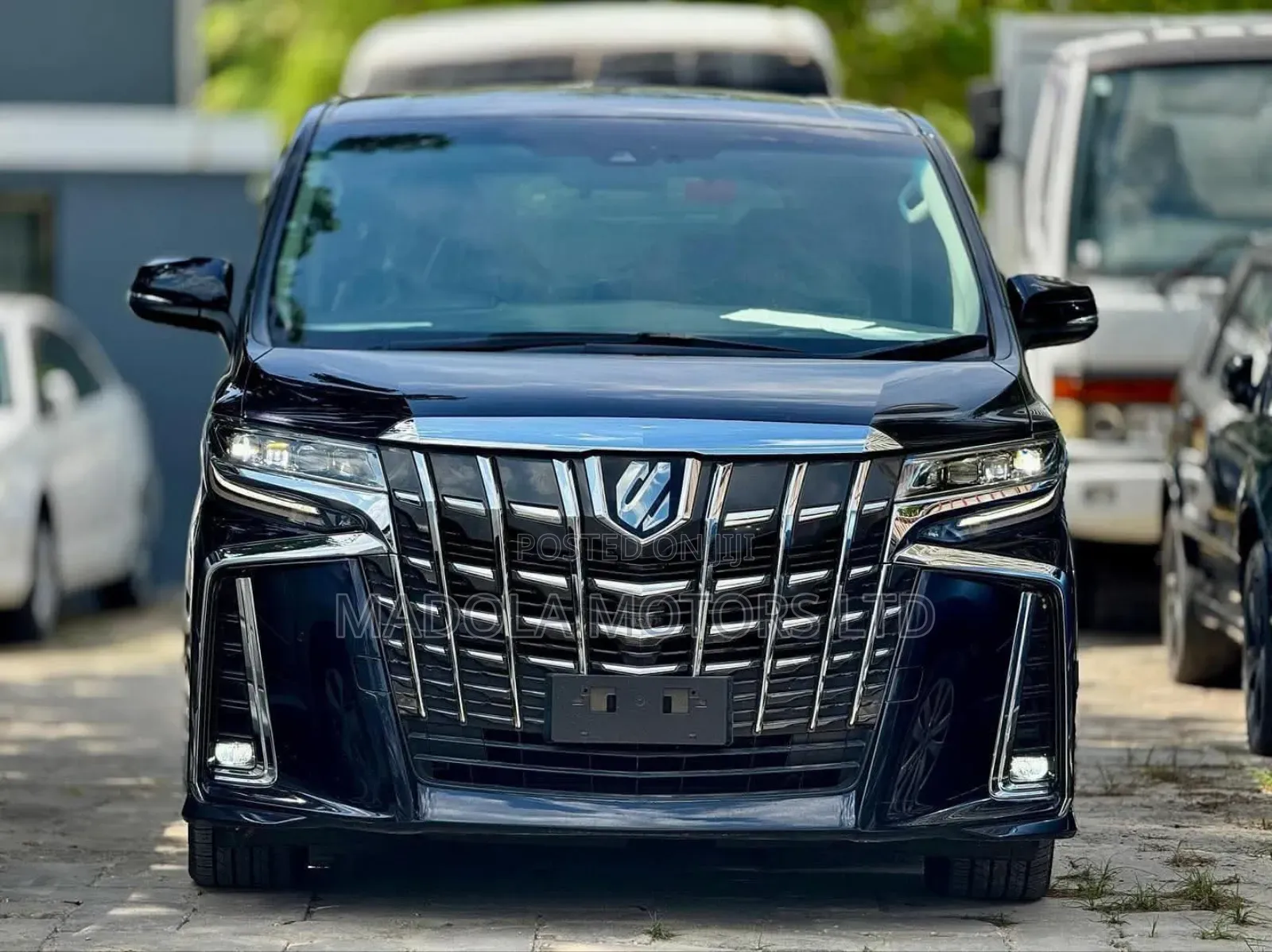 Toyota Alphard 2.5 Petrol AWD 2019 Black