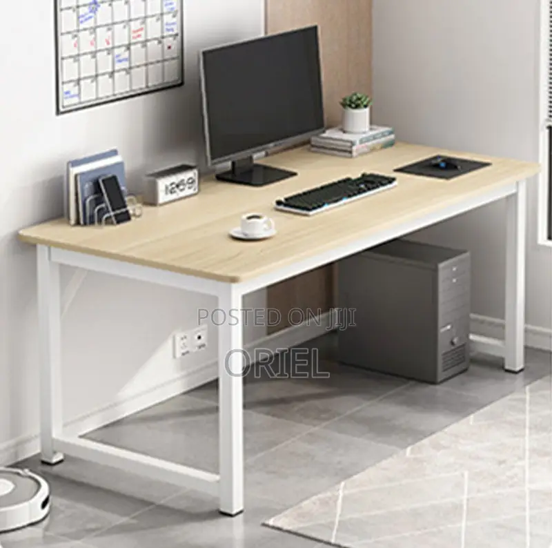 Office Tables : Modern Wooden Study Desk for Office