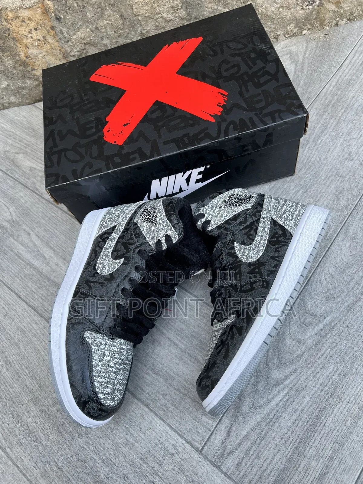 Nike Air Jordan 1 Retro High Og "Rebellionaire".