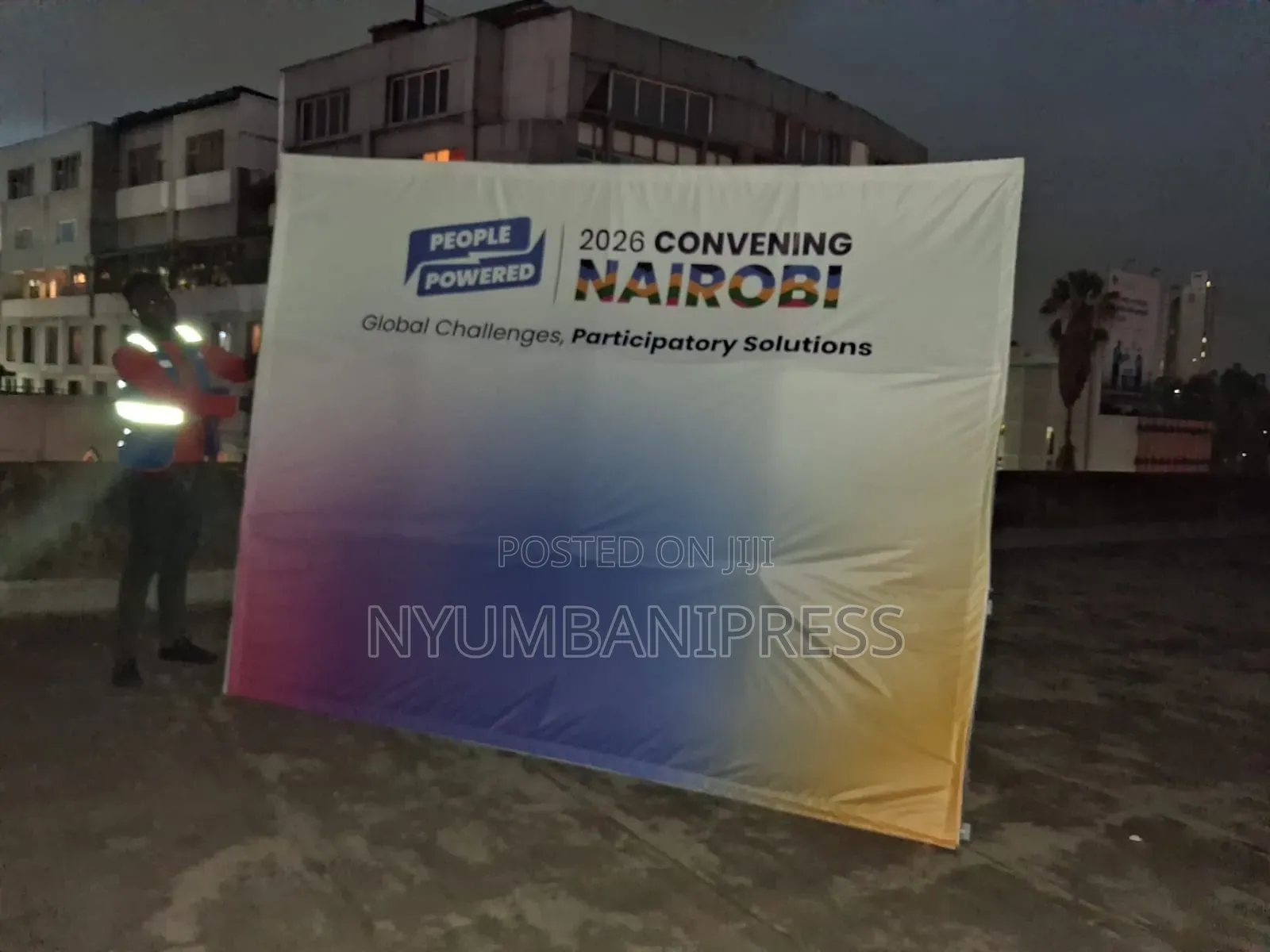 Backdrop/Media Baner