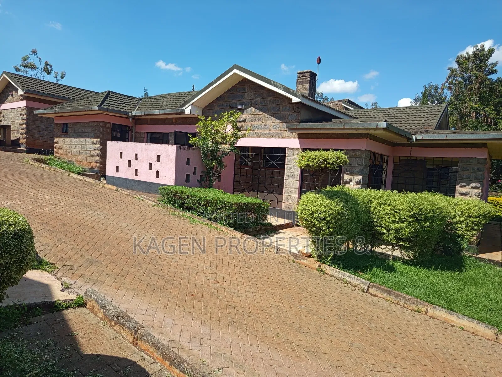 4bdrm House in Kerarapon for rent