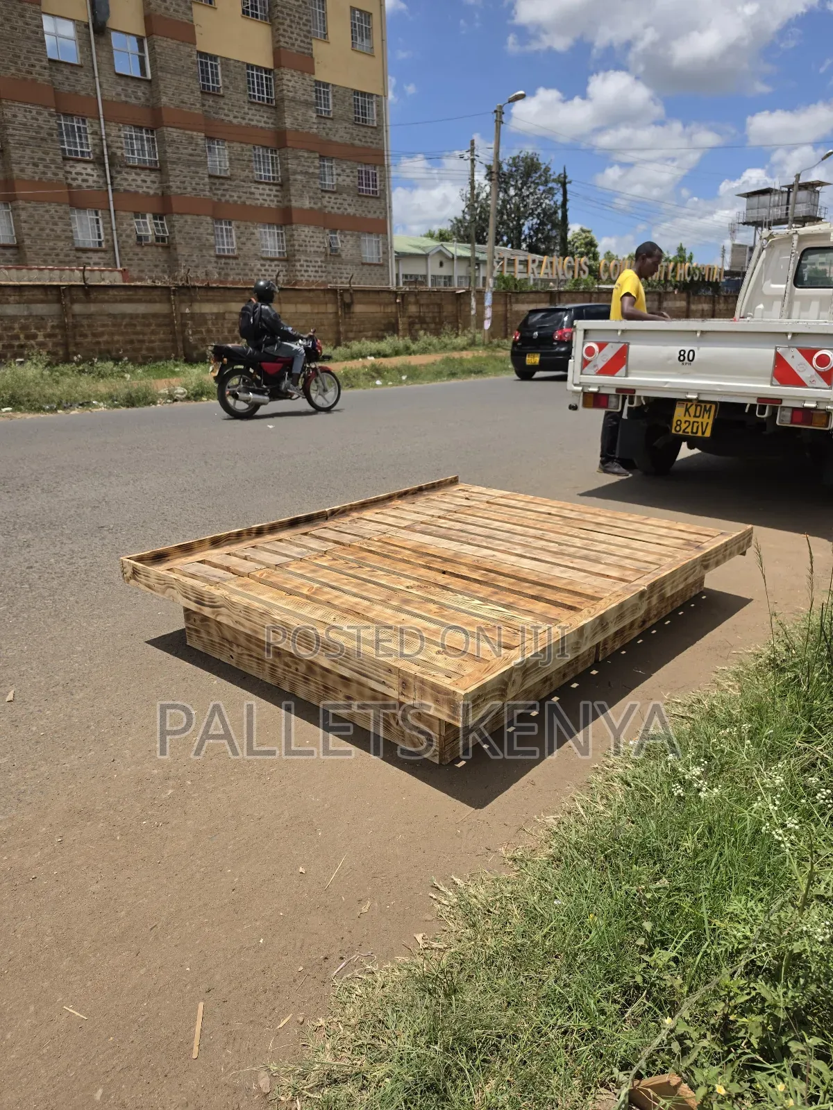5×6 Pallet Bed – Stable, Comfortable Floating Pallet Bed. 06