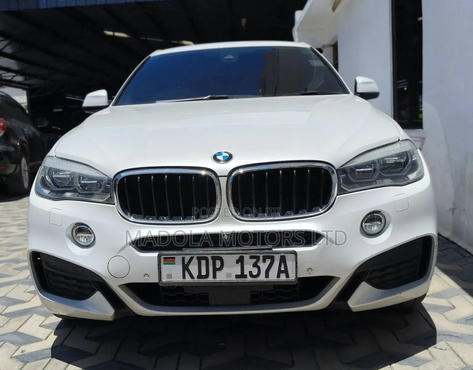 BMW X6 sDrive35i Coupe 4x2 (3.0L 6cyl 8A) 2016 Pearl