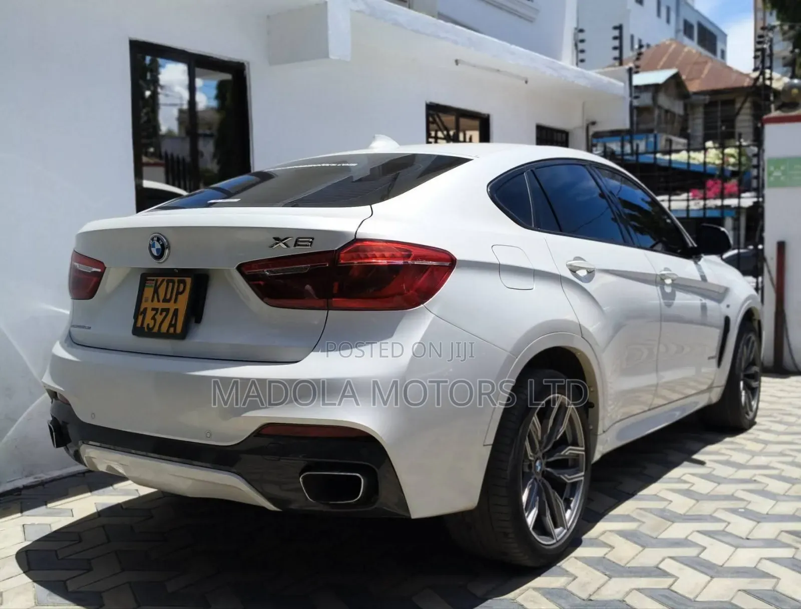 BMW X6 sDrive35i Coupe 4x2 (3.0L 6cyl 8A) 2016 Pearl
