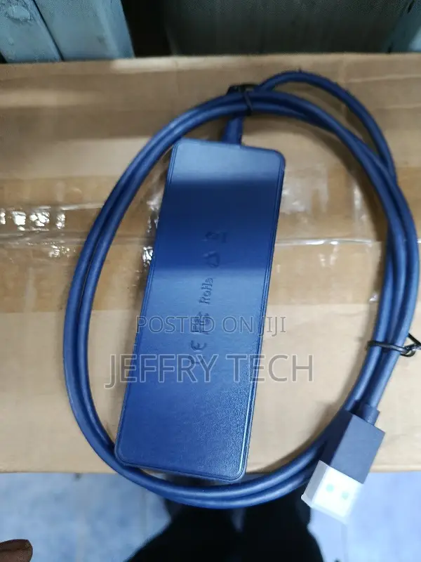 4-Port Usb 3.0 Hub Used to Expand the Connectivity of a Laptop or Pc.