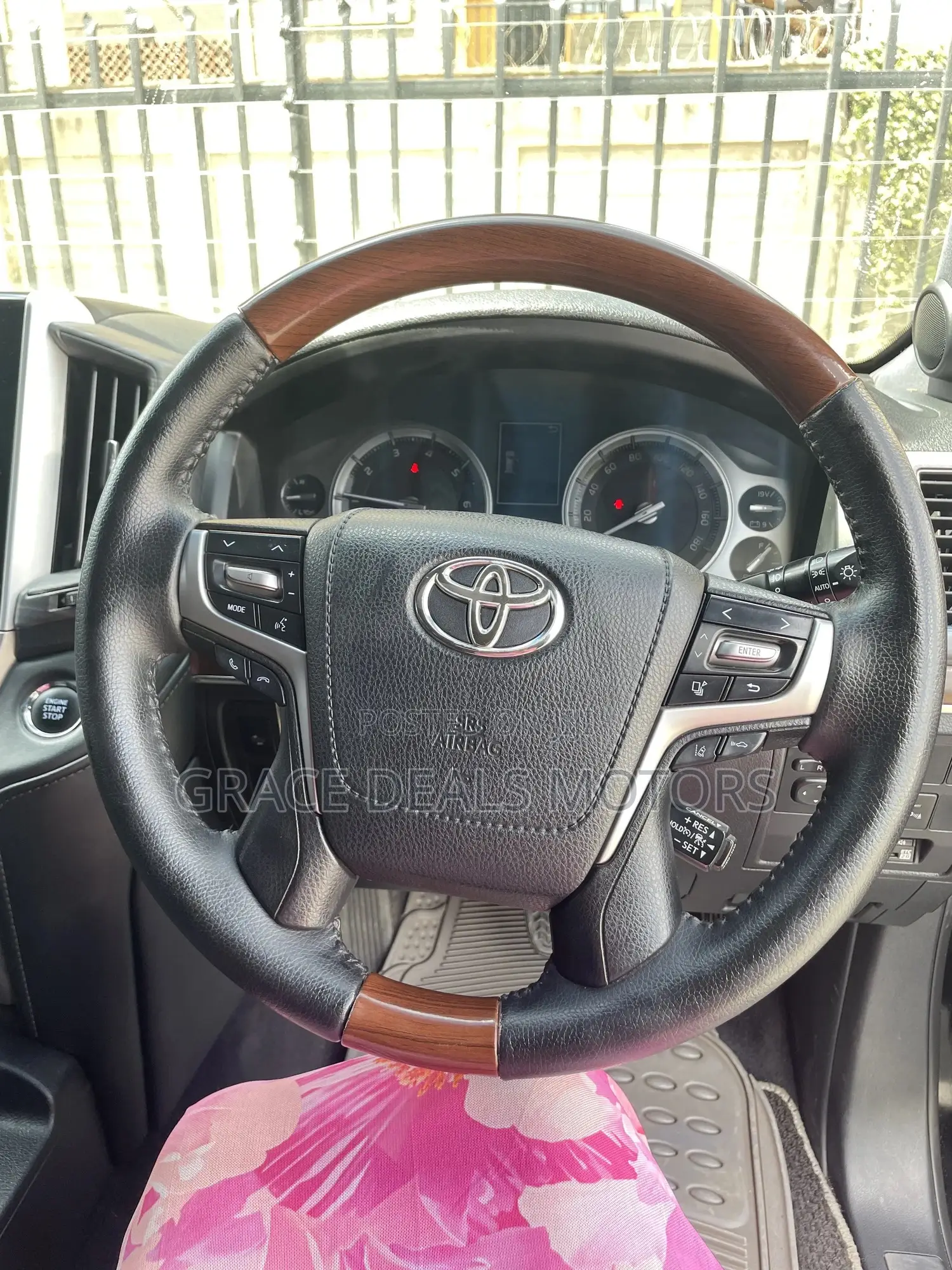 Toyota Land Cruiser 2016 Black
