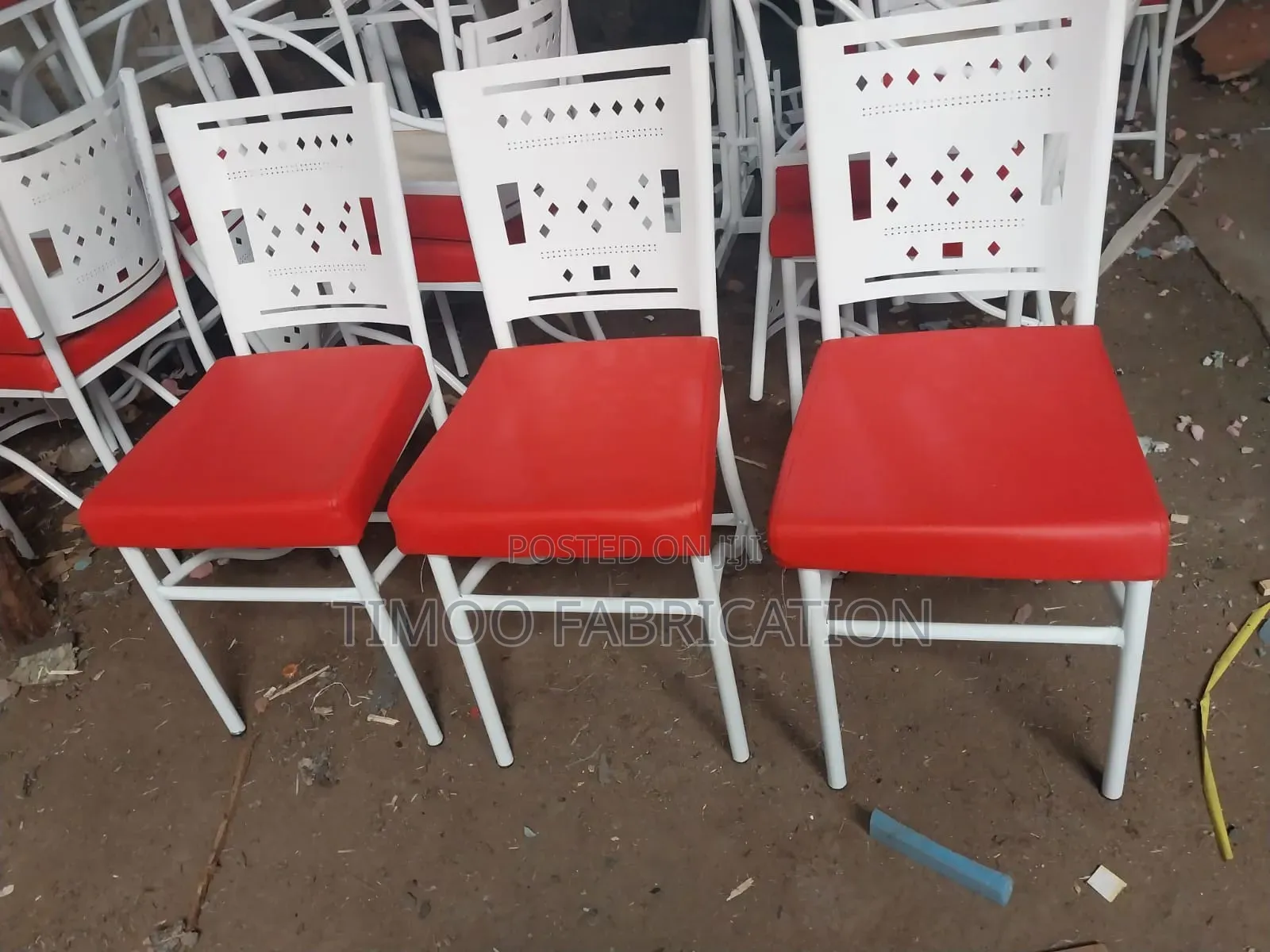 Restaurant Red And White Seat With Backrest Design