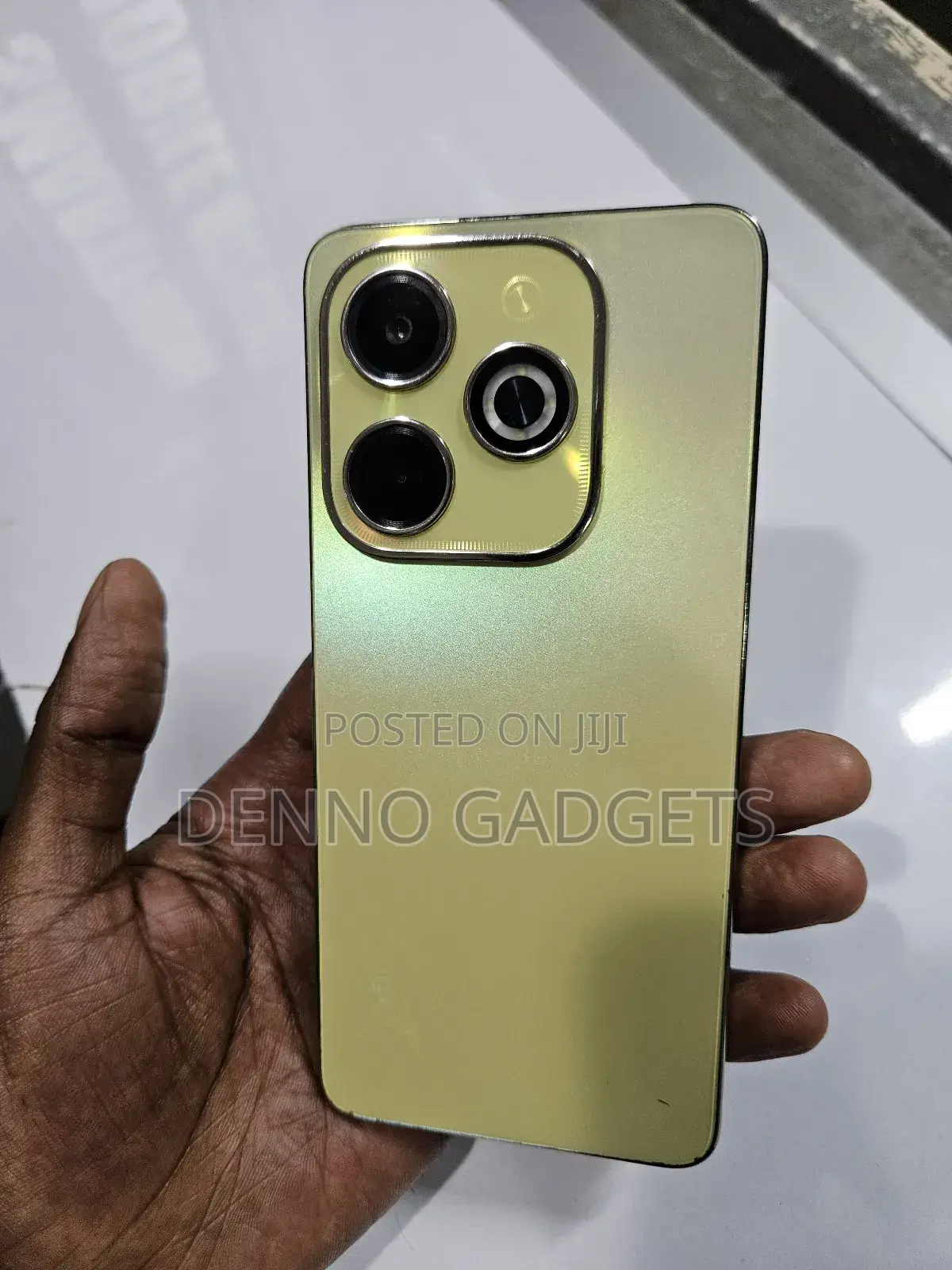 Infinix Hot 40i 128 GB Gold
