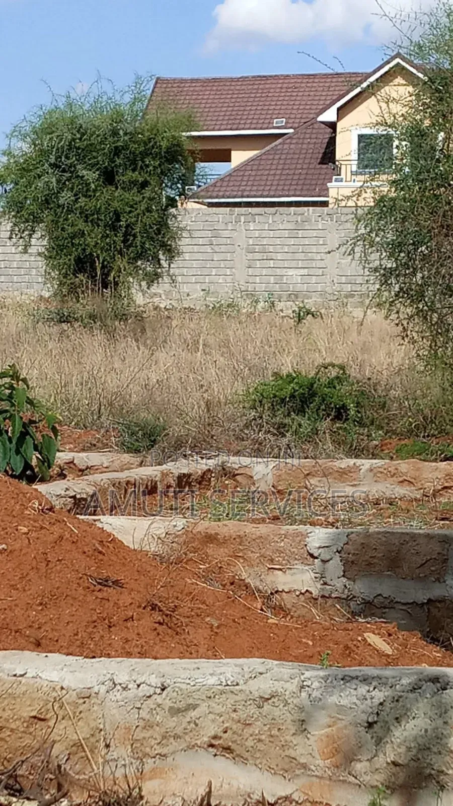 Kyumvi: 1 Acre for Sale