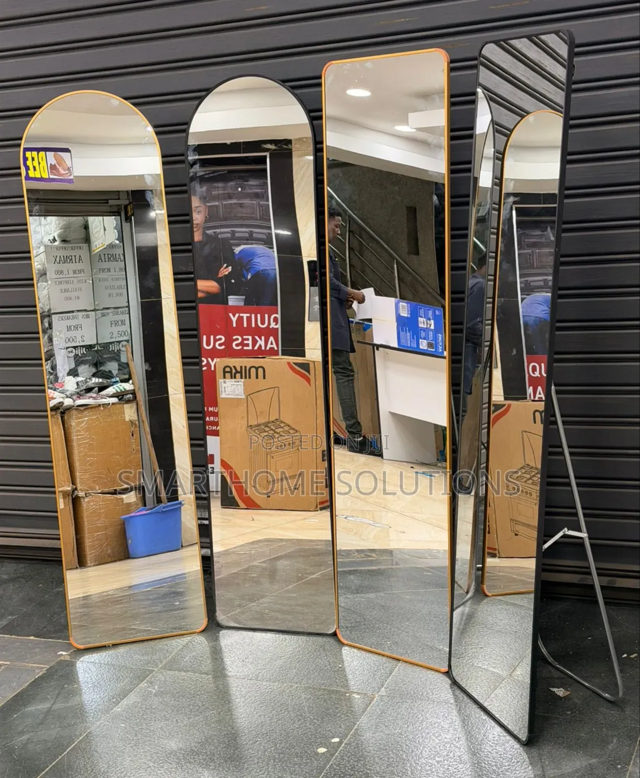 Full Length Standing Dressing Mirror With Metal Frame