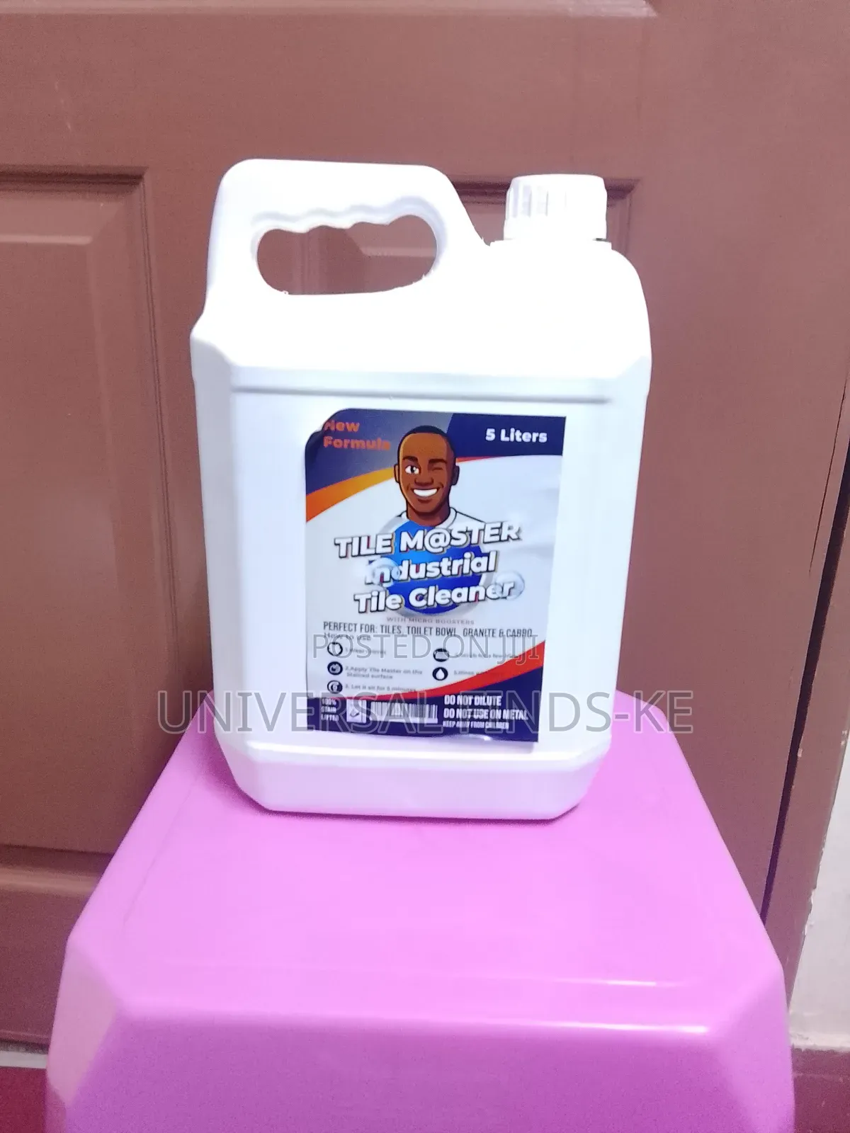 5 Litres of Industrial Tile Cleaner