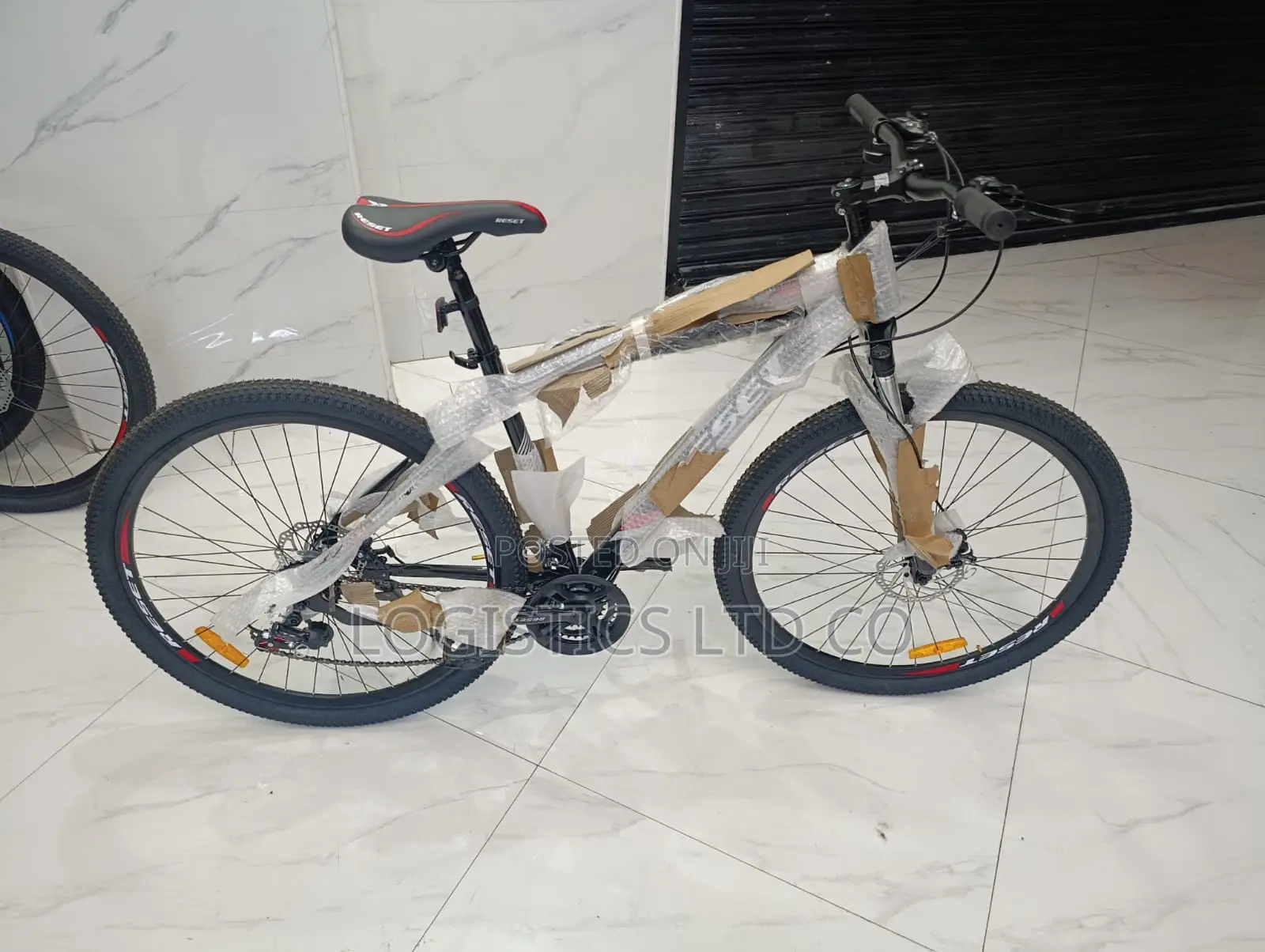 Reset Mountain Bike With Disk Brakes
