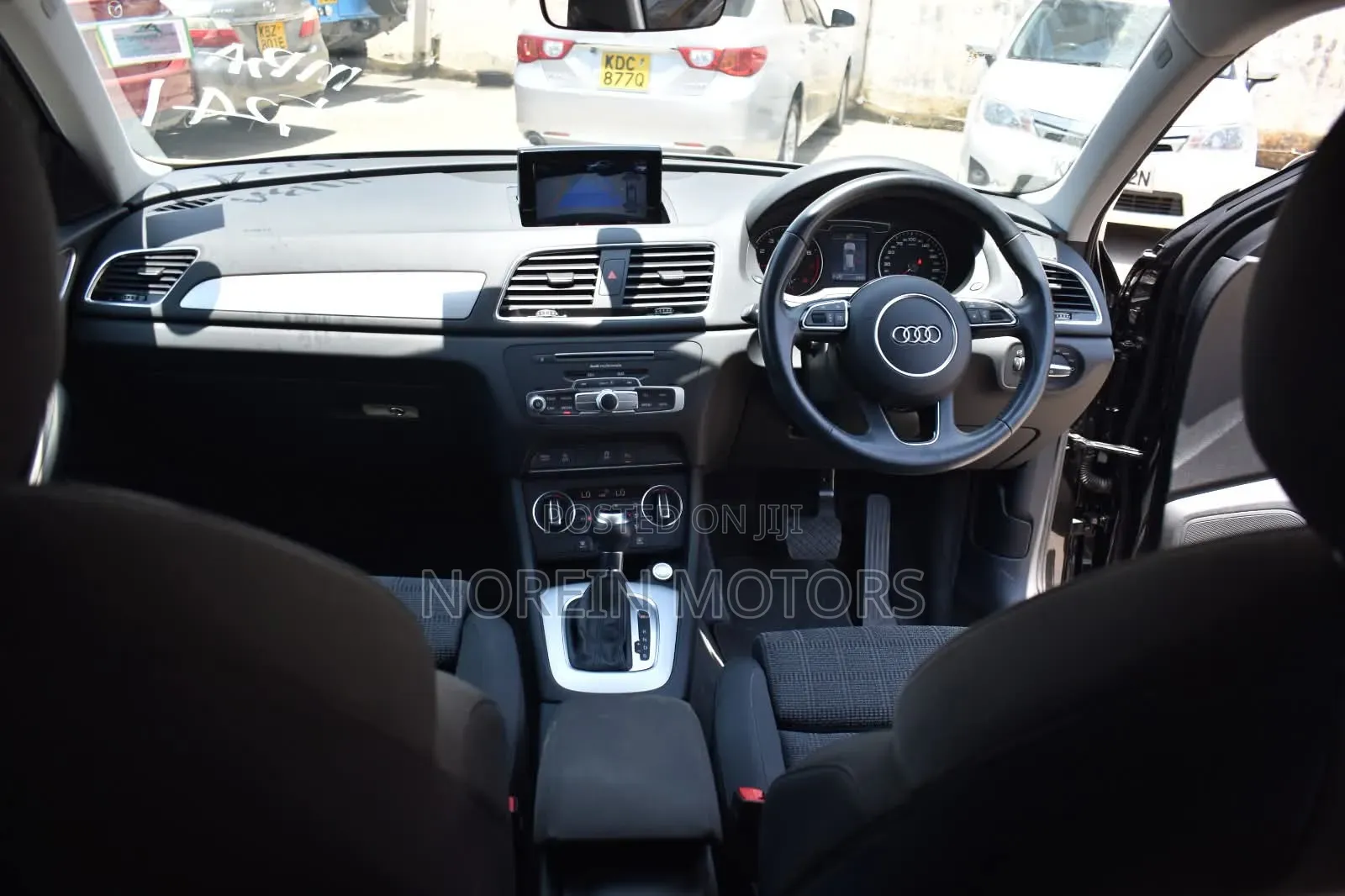 Audi Q3 2019 Matt Black