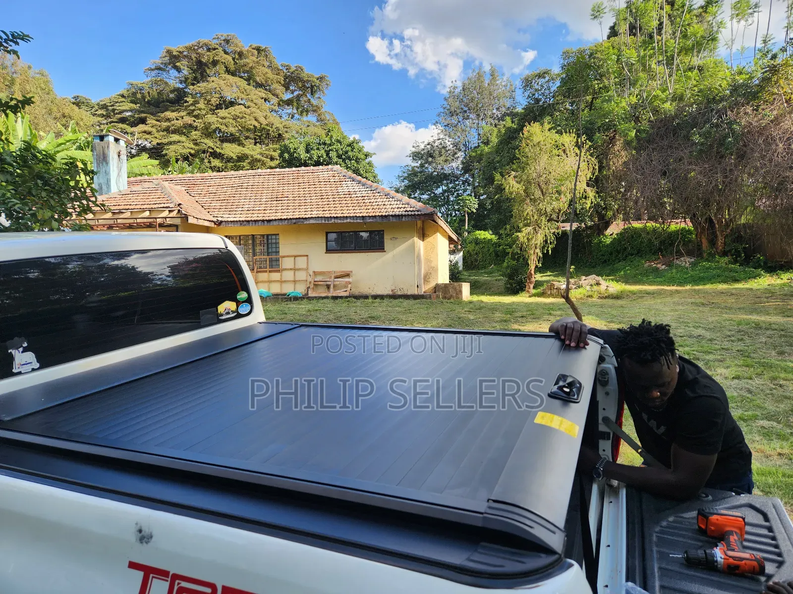 Manual Roller Shutter Cover Perfect Fit for Double Cab Hilux