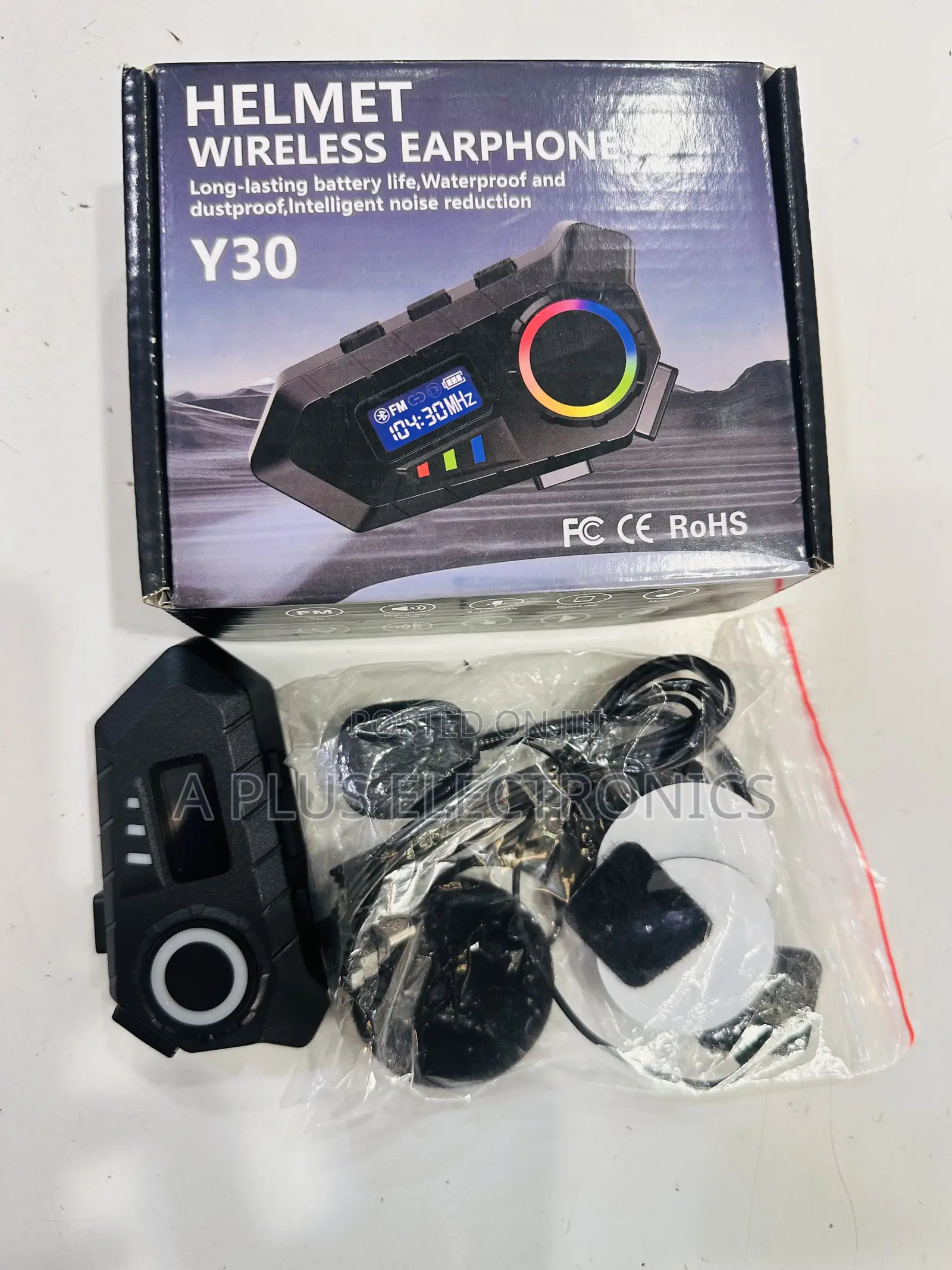 Y30 Helmet Wireless Earphone – Hands-Free Calls While Riding