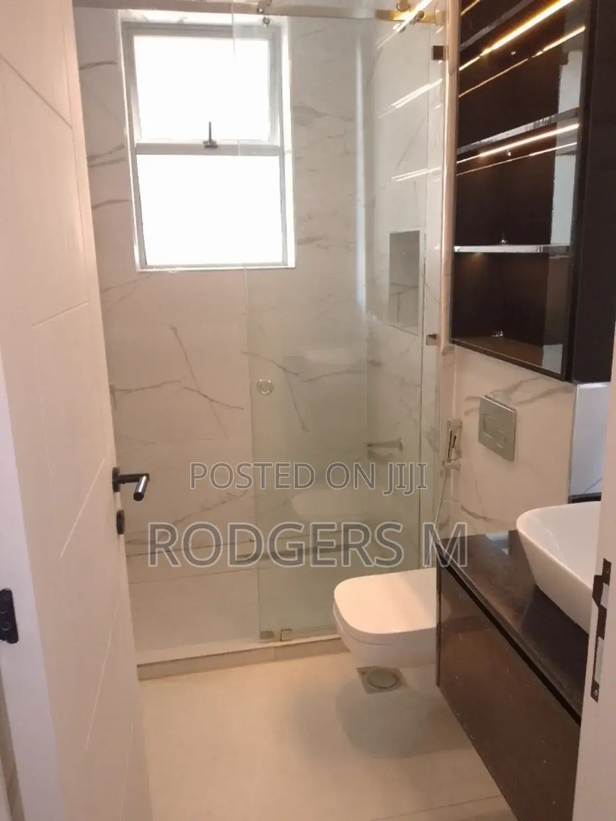 4bdrm Duplex in Parklands/Highridge for rent