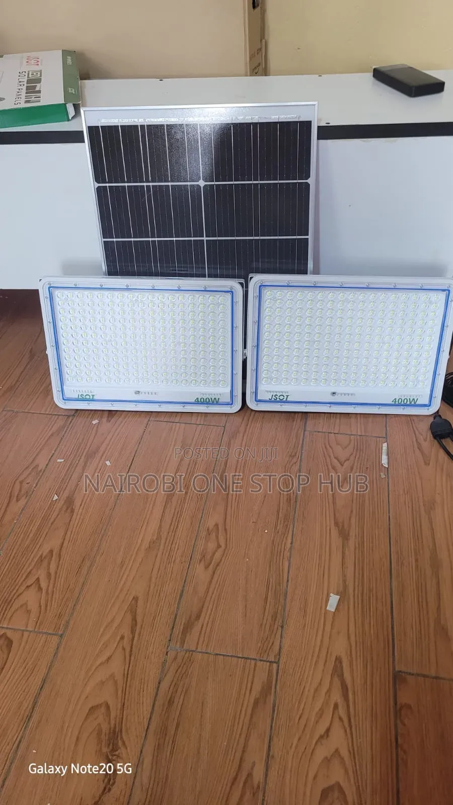 2-in-1 Solar Floodlight (400w + 400w) –