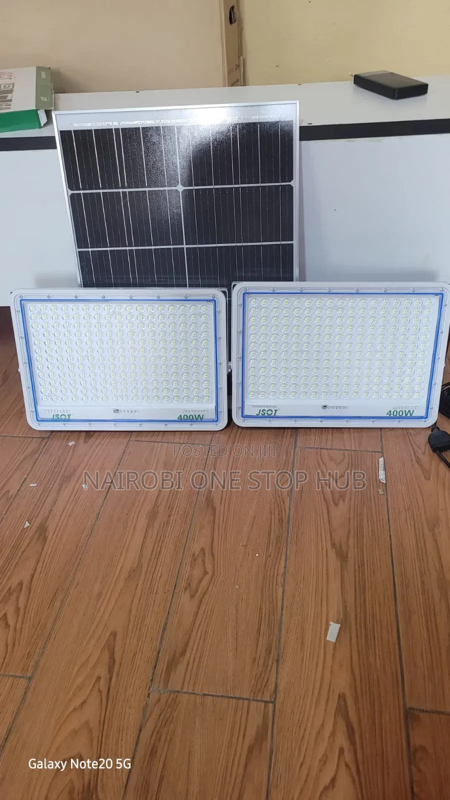 2-in-1 Solar Floodlight (400w + 400w) –