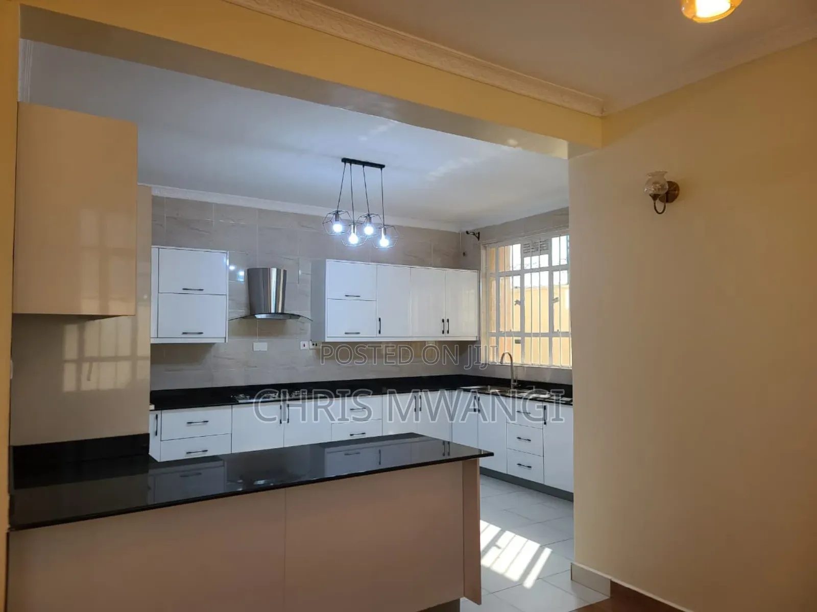 5bdrm Mansion in Kamakis Bypass for sale