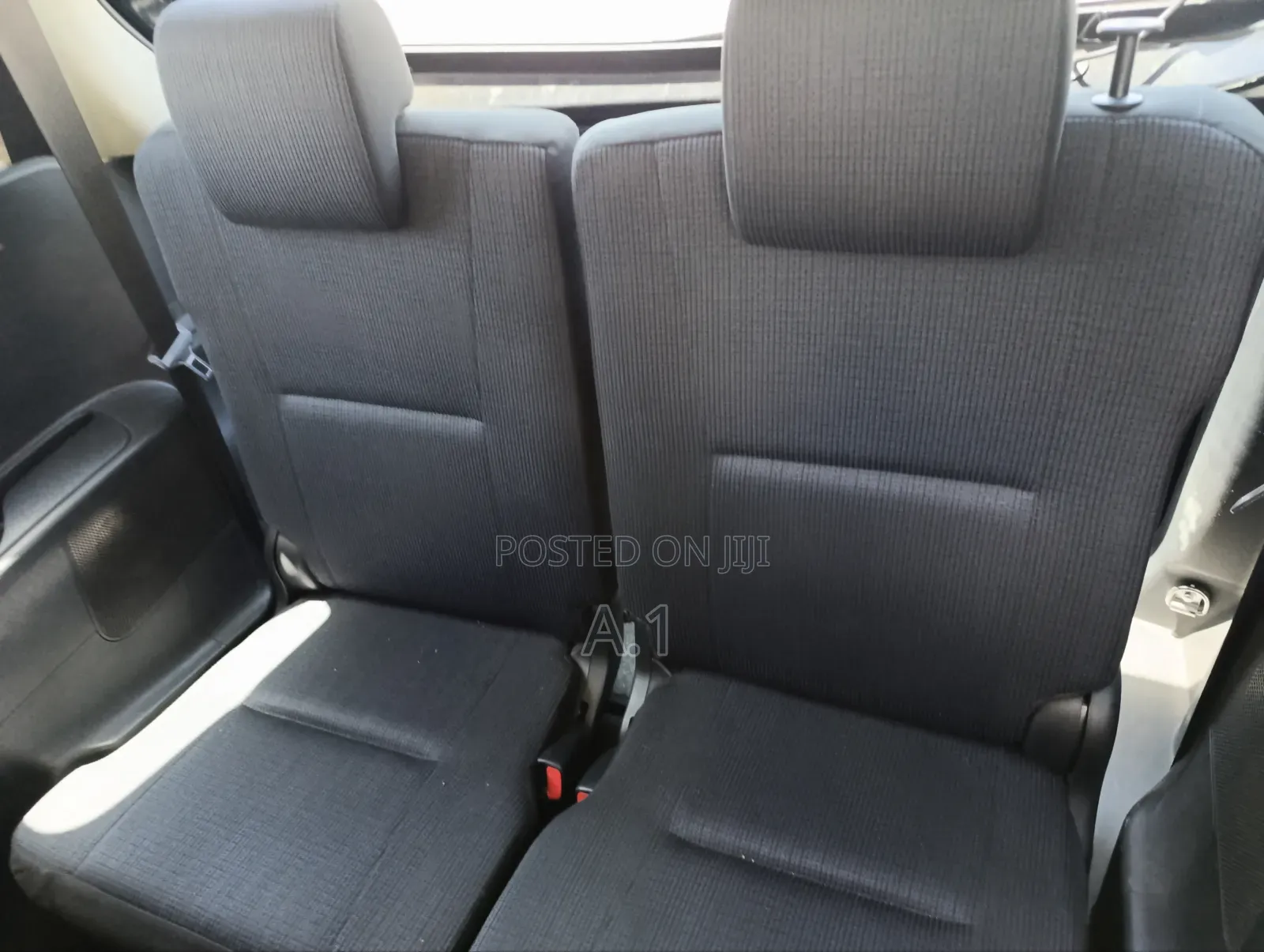 Toyota Sienta 1.5 Hybrid FWD 2019 Matt Black