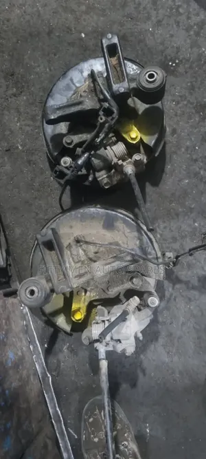 Toyota 100/110 Rear Complete Disk Hubs