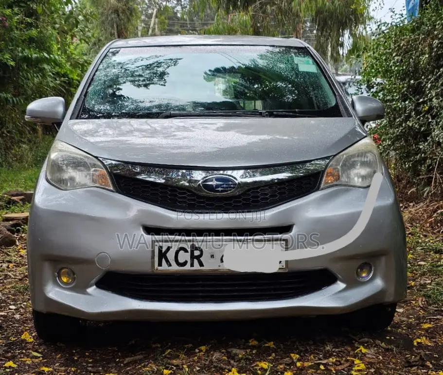 Subaru Trezia 2011 Silver