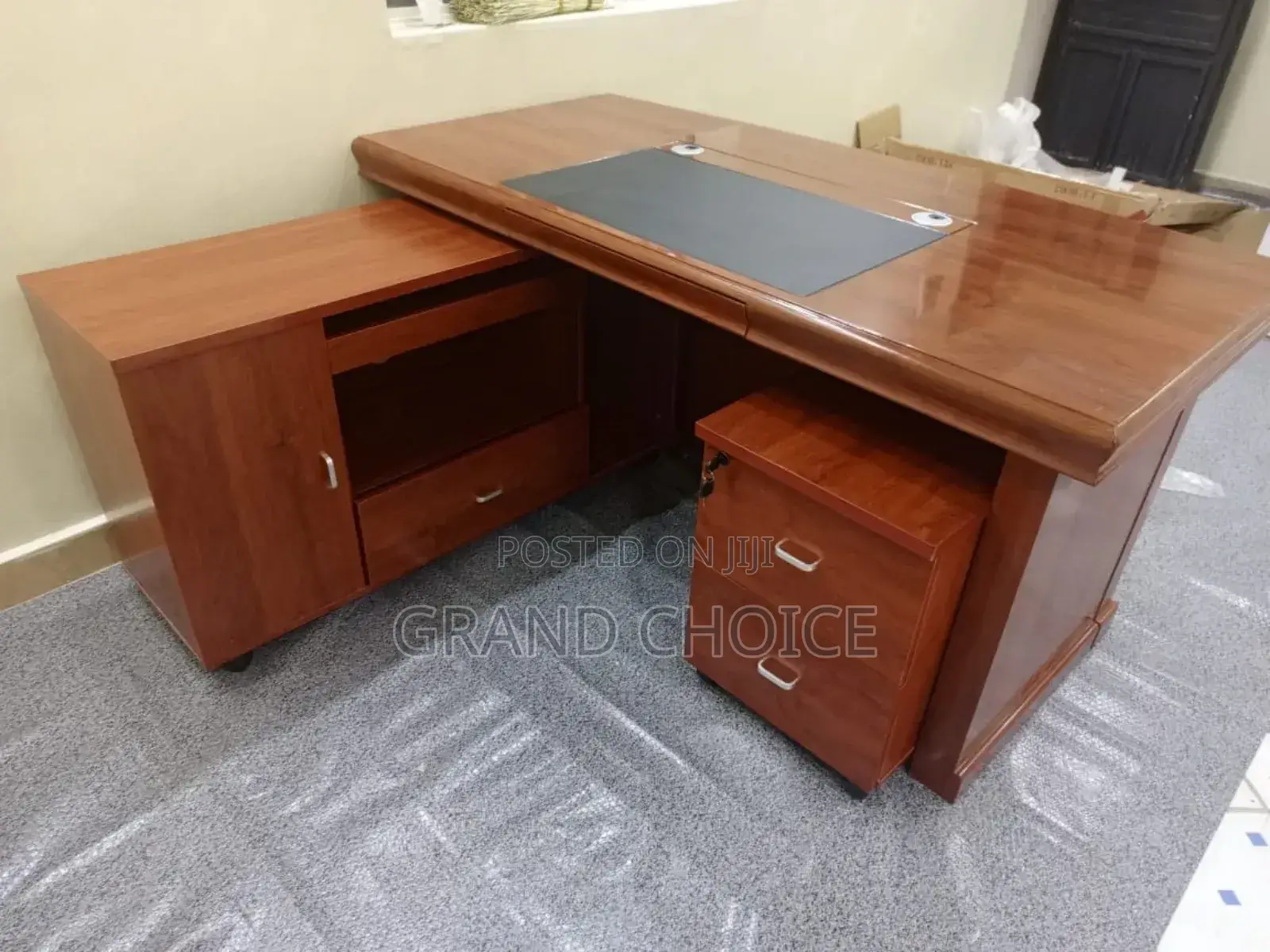 Executive Desk With Hidden Storage