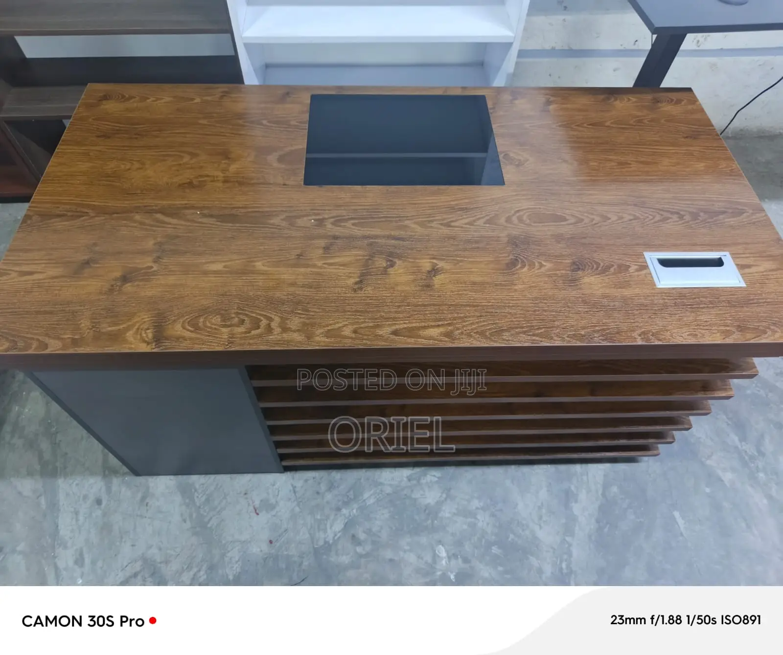 Office Desk : Executive Layered Office Desk