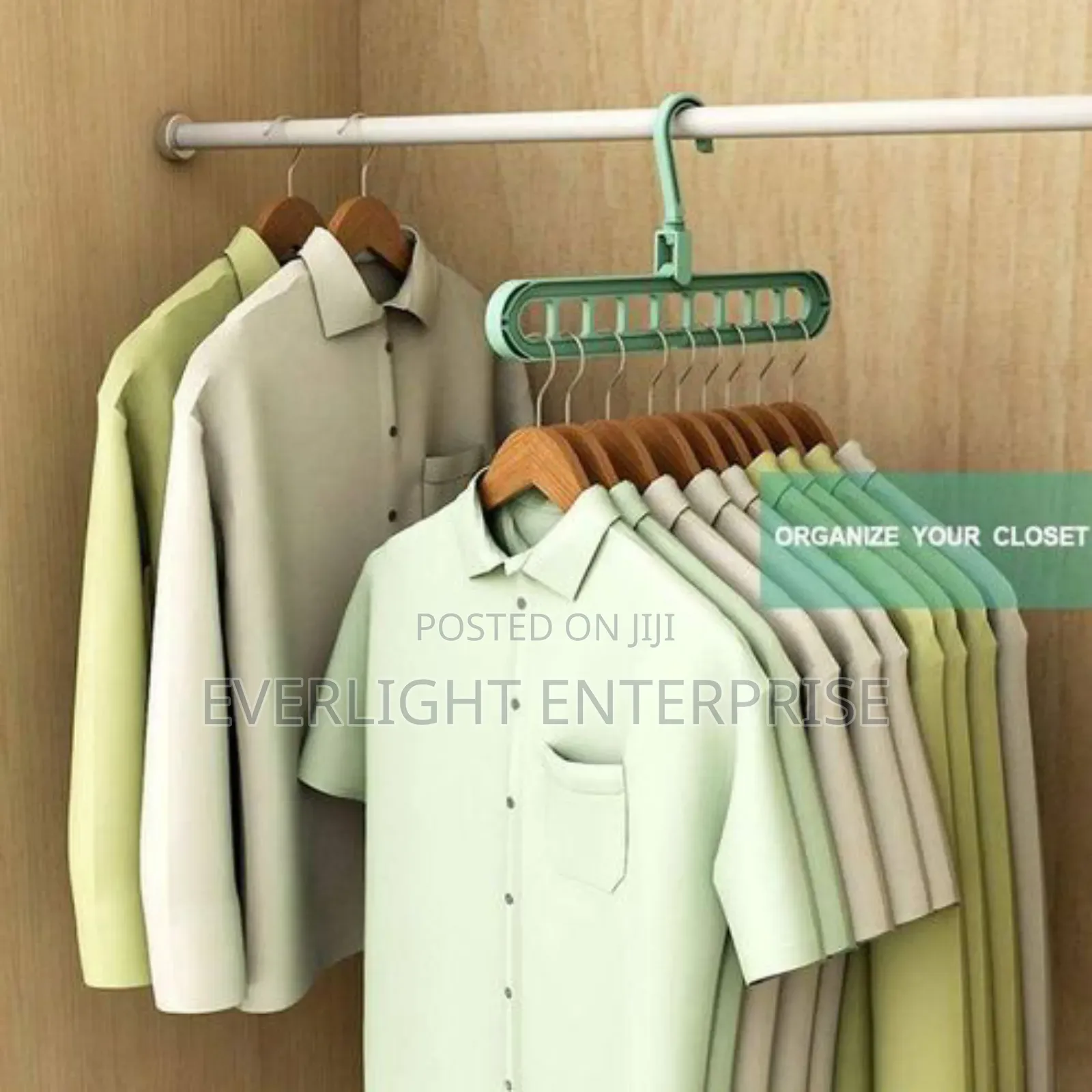 *Multi Port Hanger Rack Support for Clothes