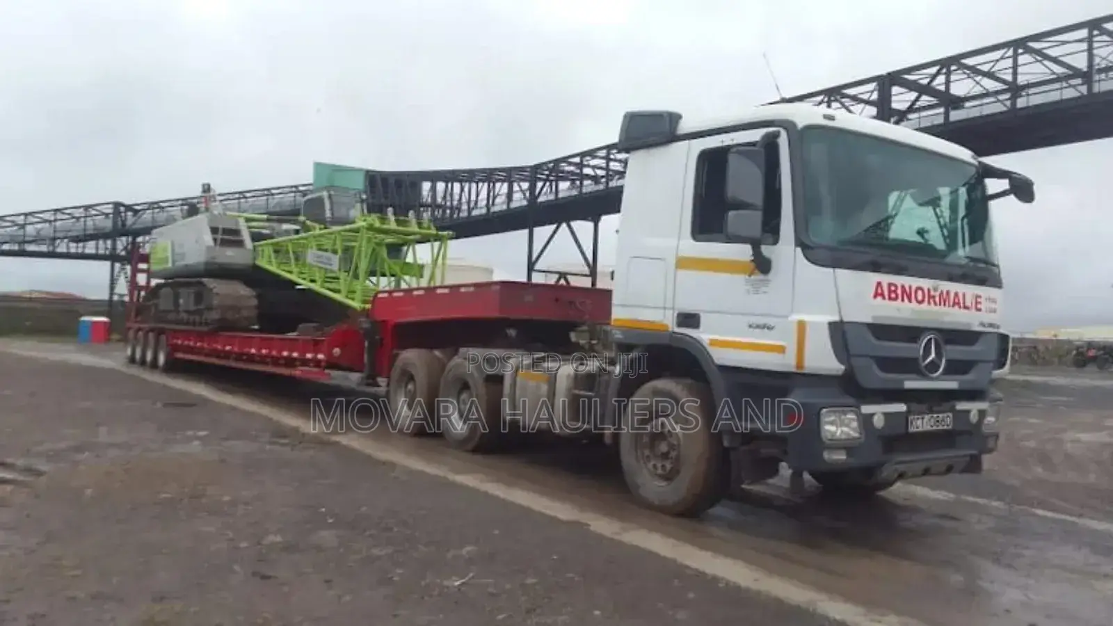Industrial Cranes for Hoisting and Logistics Services Are Available