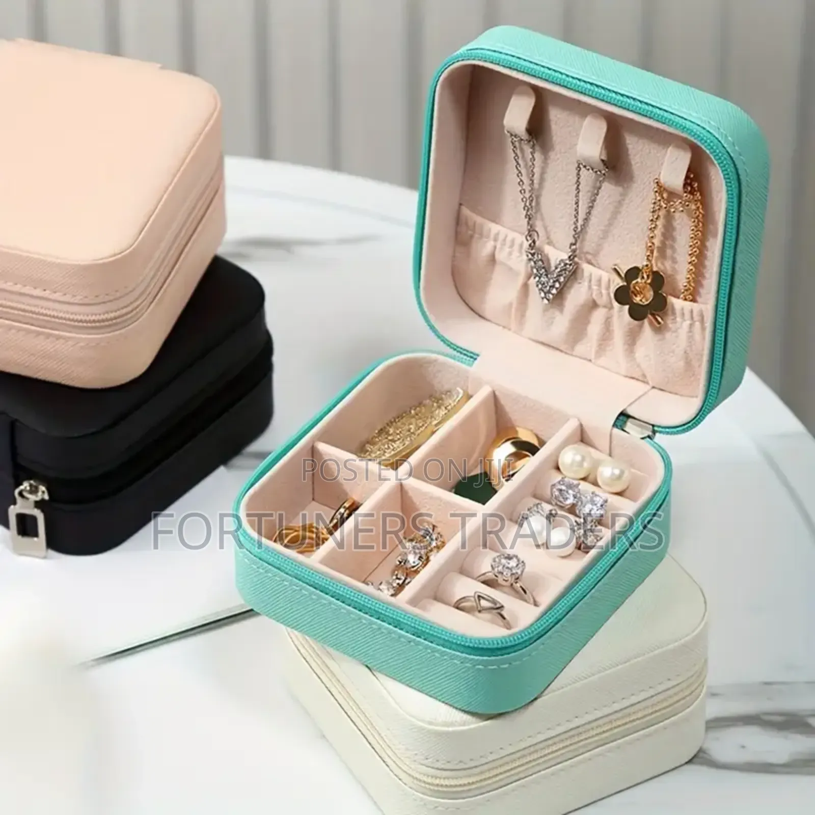 Portable Jewelry Case