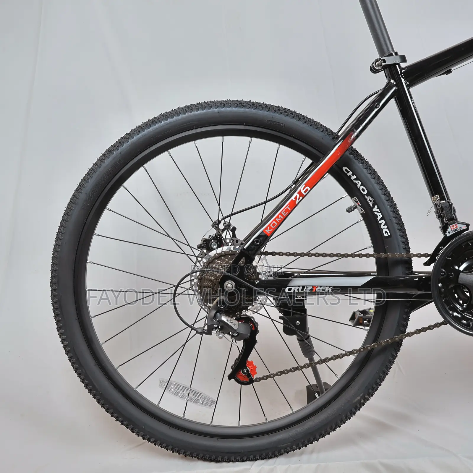 Cruztrek Komet Mountain Bike Size 26 – 21-Speed,