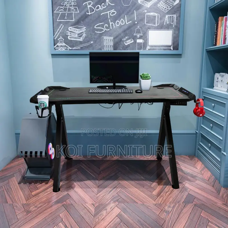 Office Desk; Imported Generic Gaming Desk for Content Creators