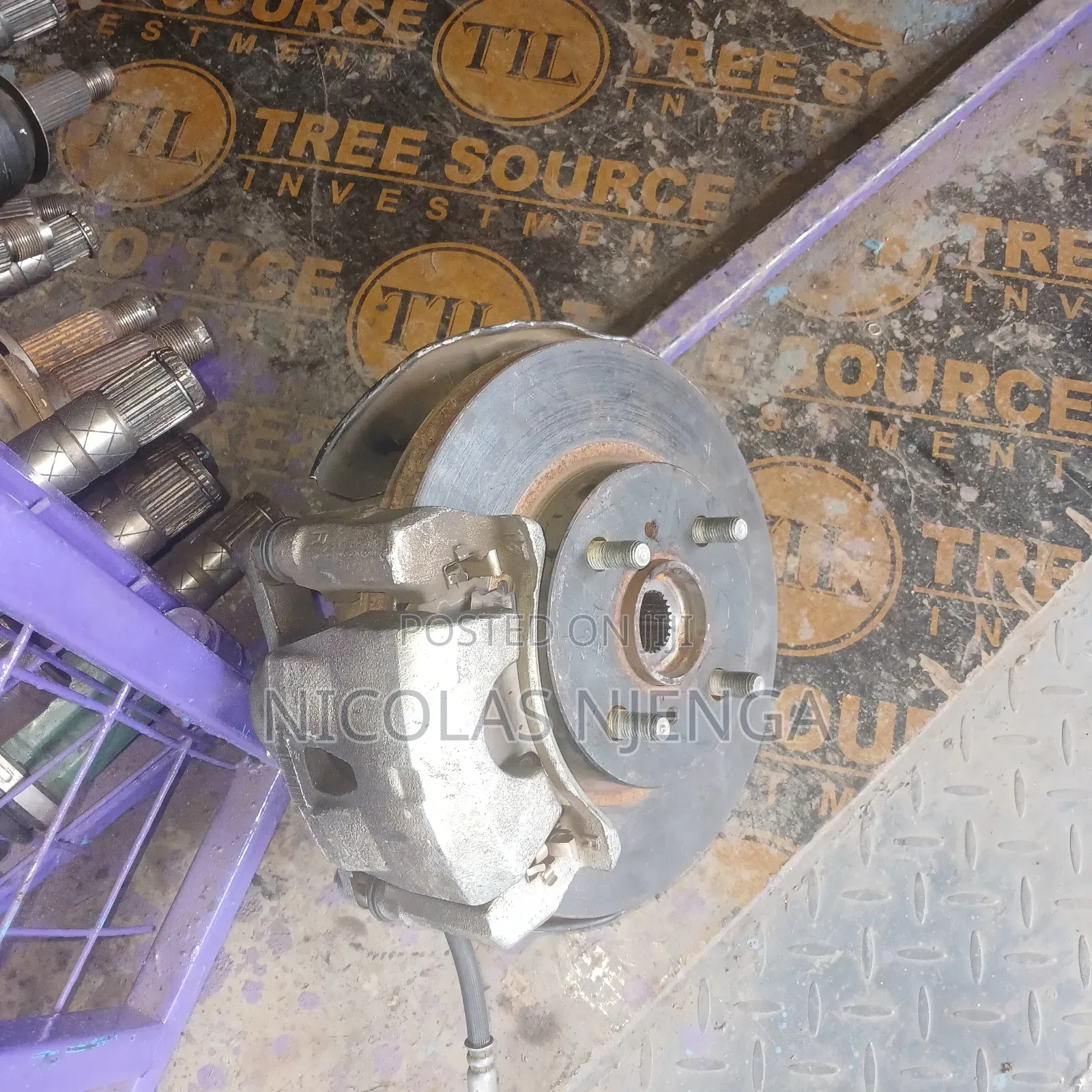 Front Hub Toyota Vits