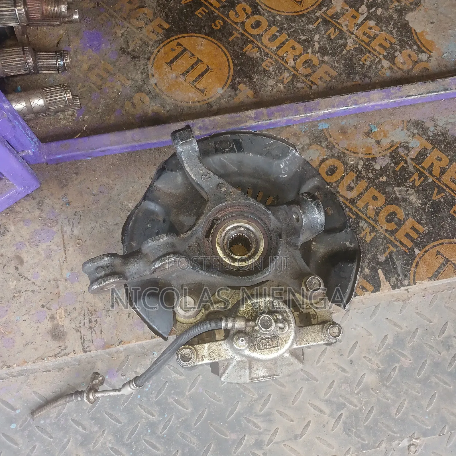 Front Hub Toyota Vits