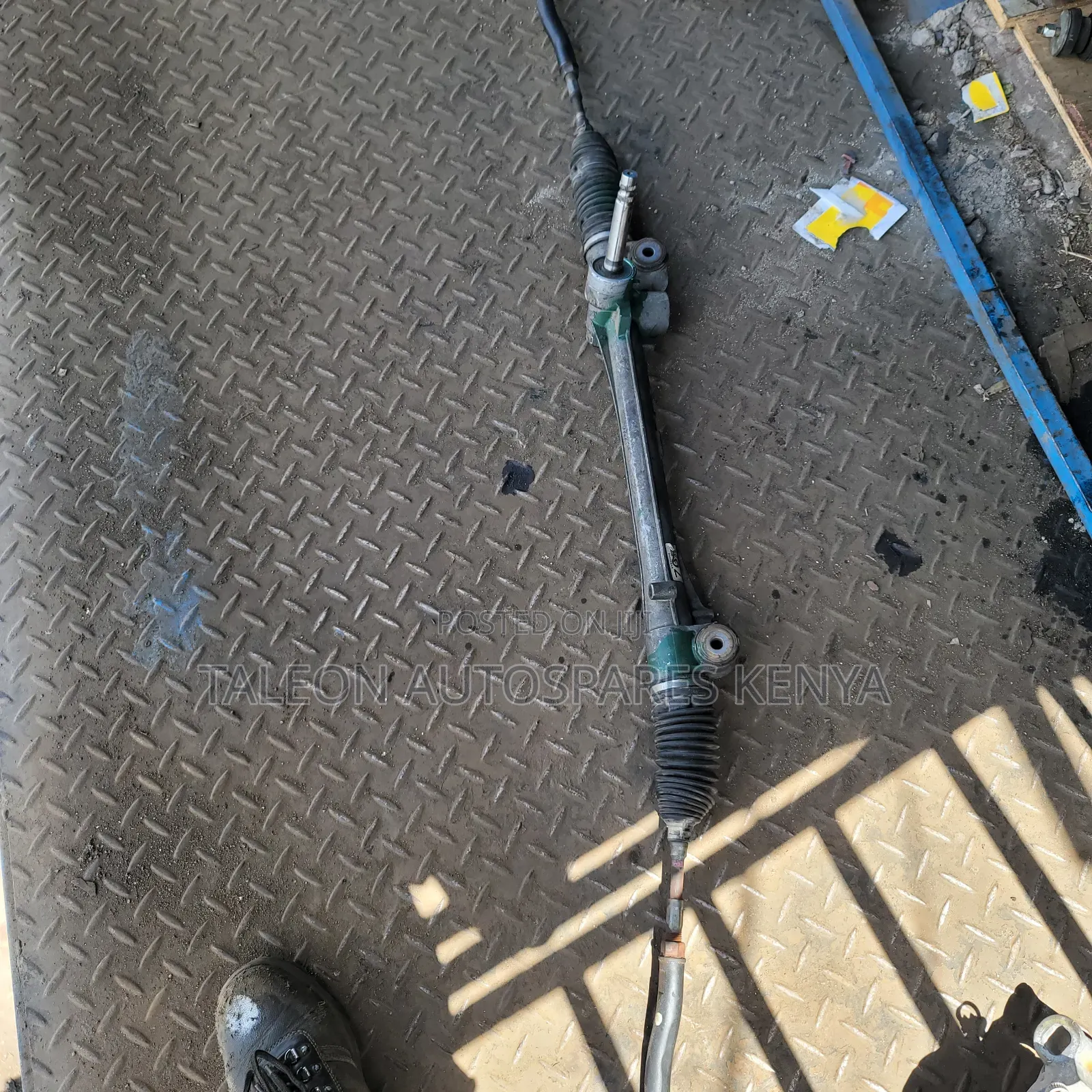 Toyota Ractis Steering Rack