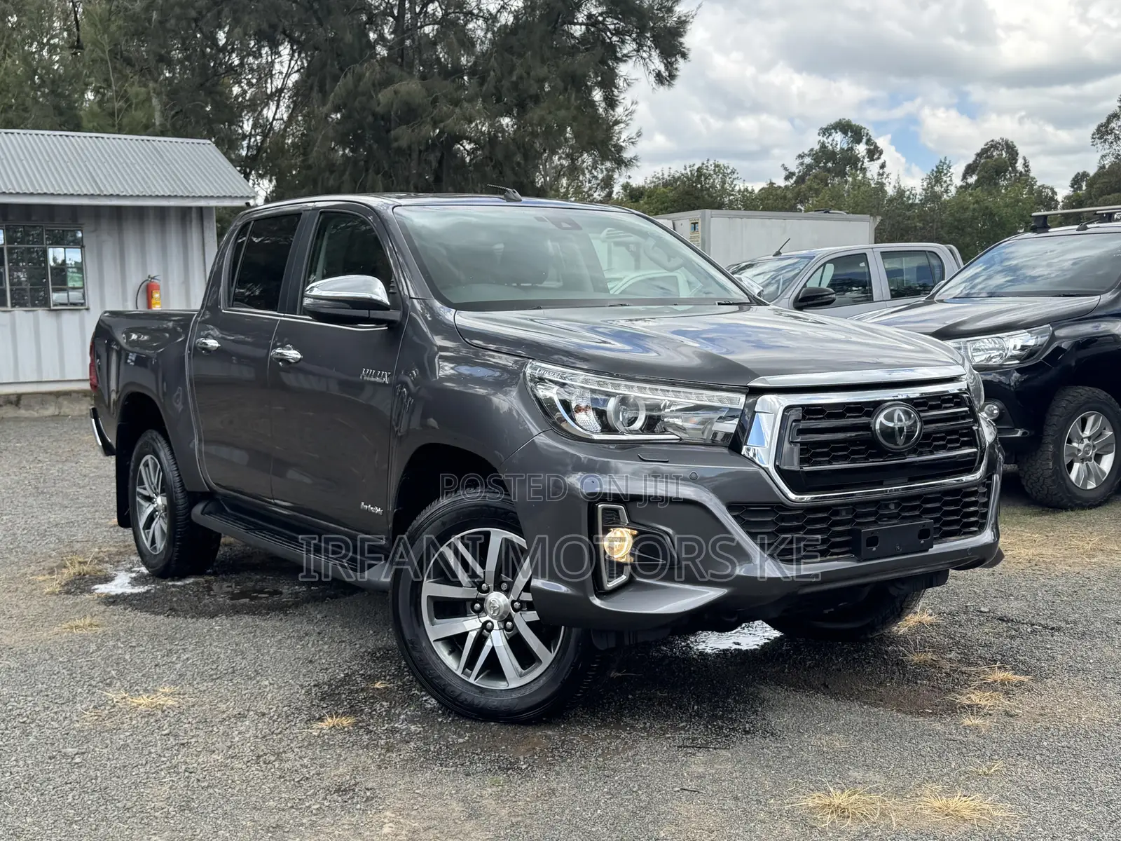 Toyota Hilux Revo Double Cab Deisel 2.4 AWD 2019 Gray