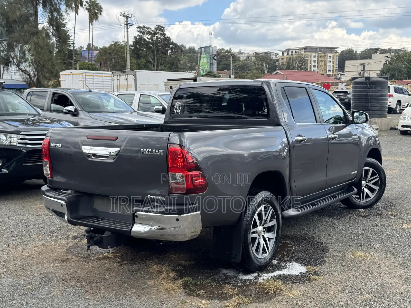 Toyota Hilux Revo Double Cab Deisel 2.4 AWD 2019 Gray