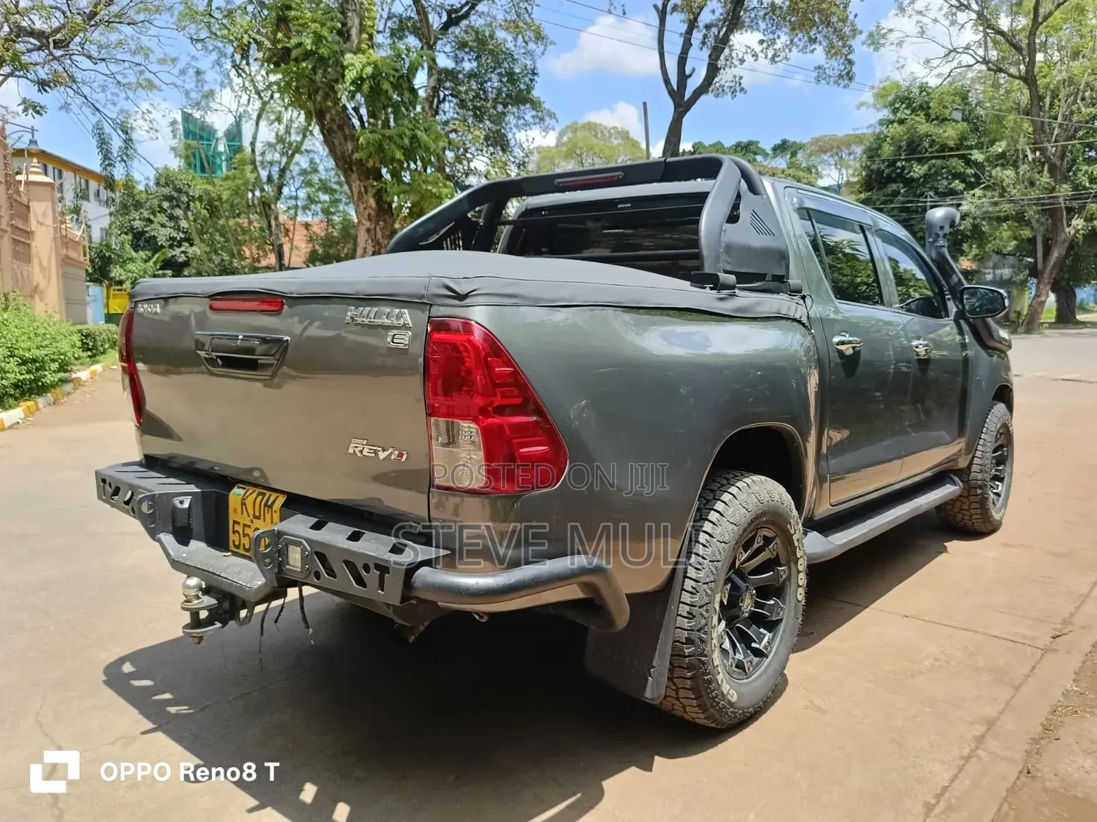 Toyota Hilux 2015 Brown