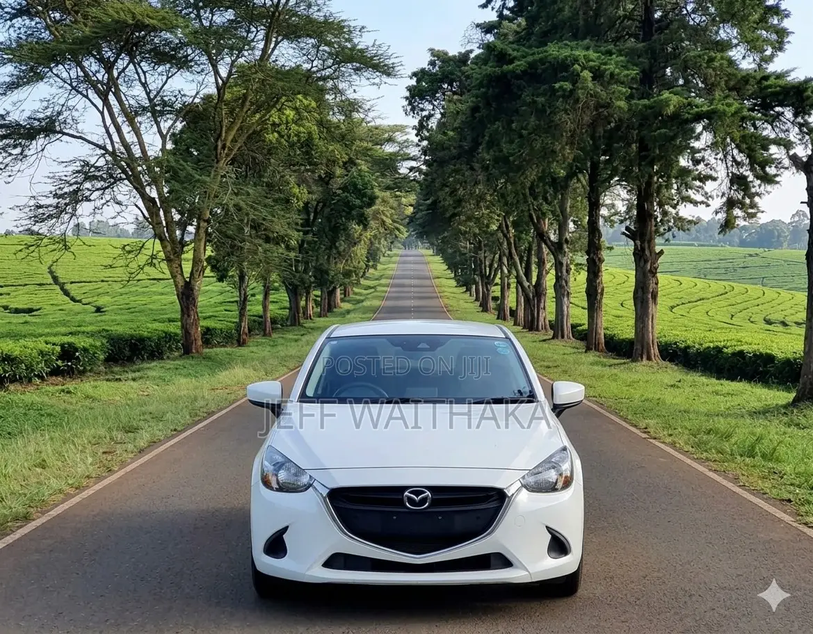 Mazda Demio 2019 White