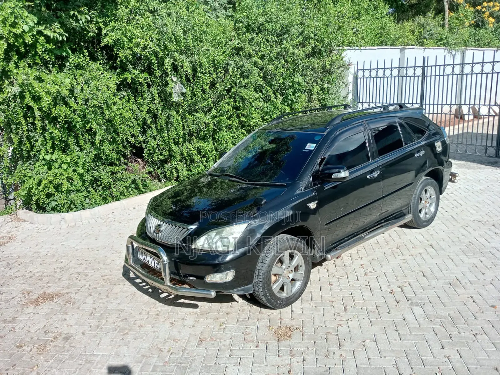 Toyota Harrier 2.4 2009 Black