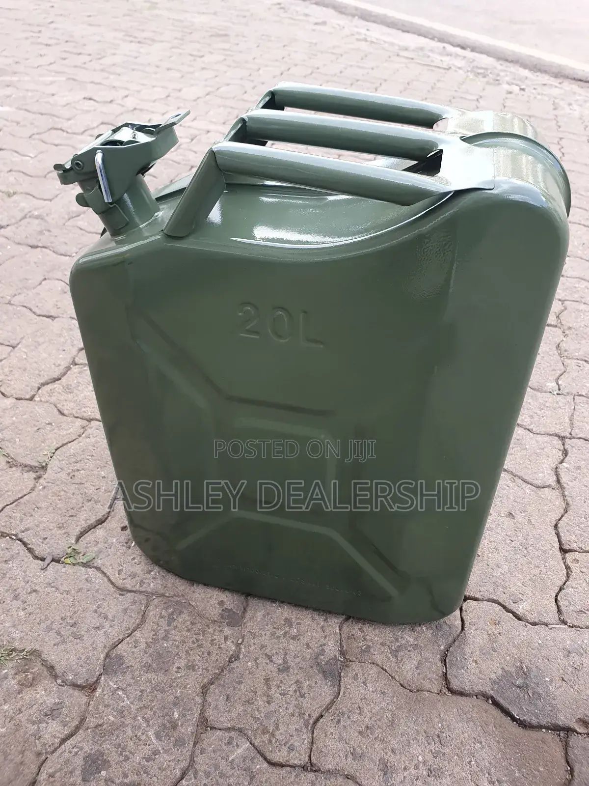 20 LTS Fuel Jerry Can/ Maxfuel Carrier