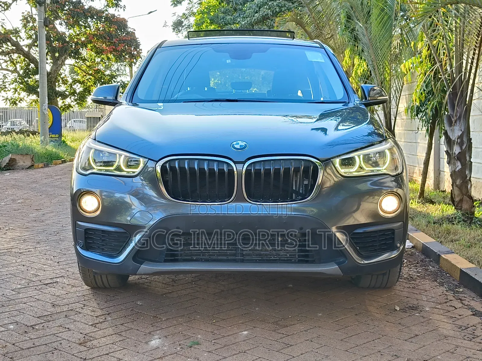 BMW X1 sDrive28i FWD 2018 Gray