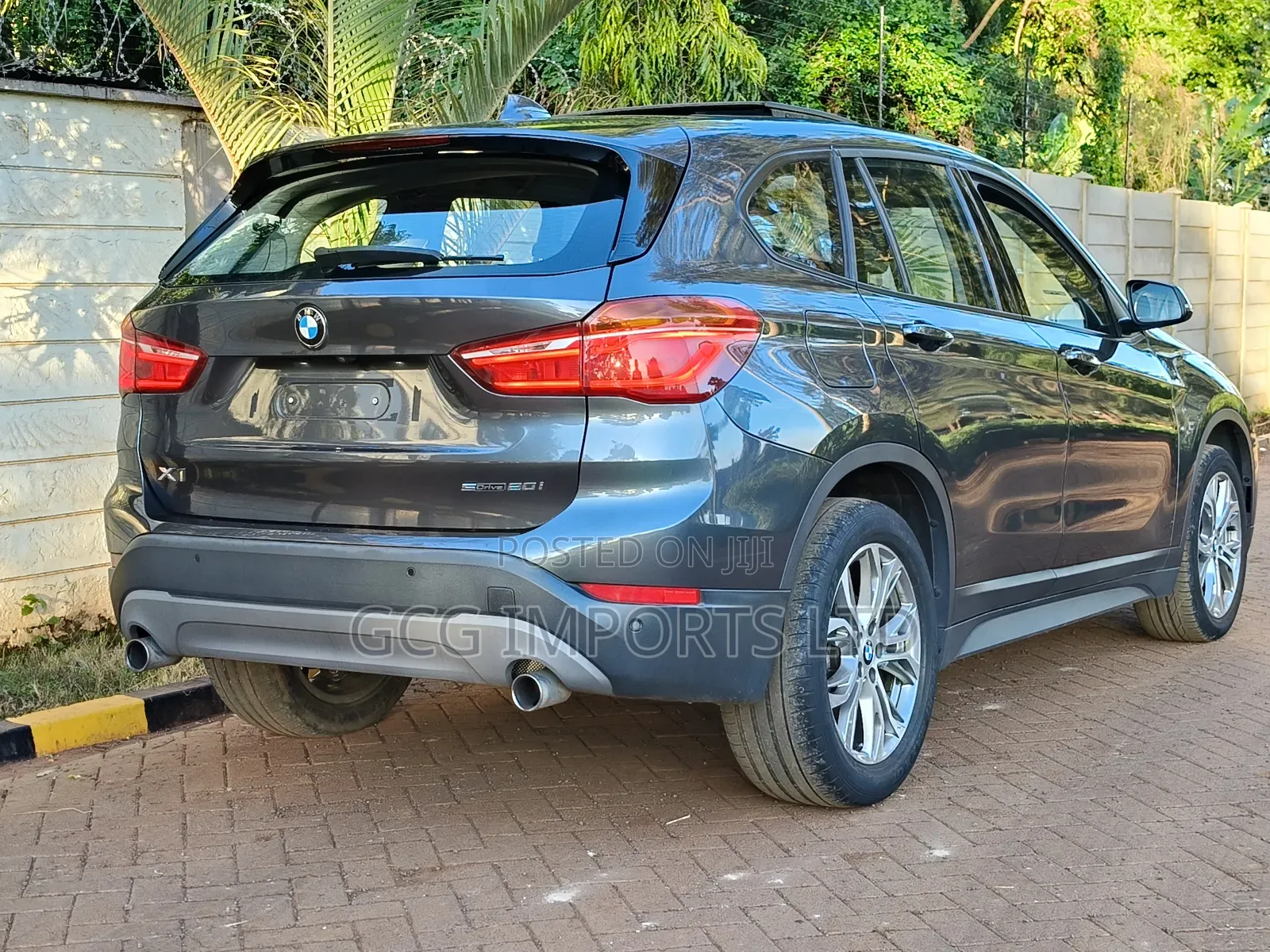 BMW X1 sDrive28i FWD 2018 Gray
