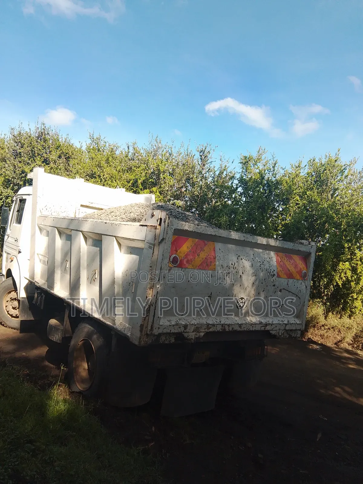 Grey Chippings