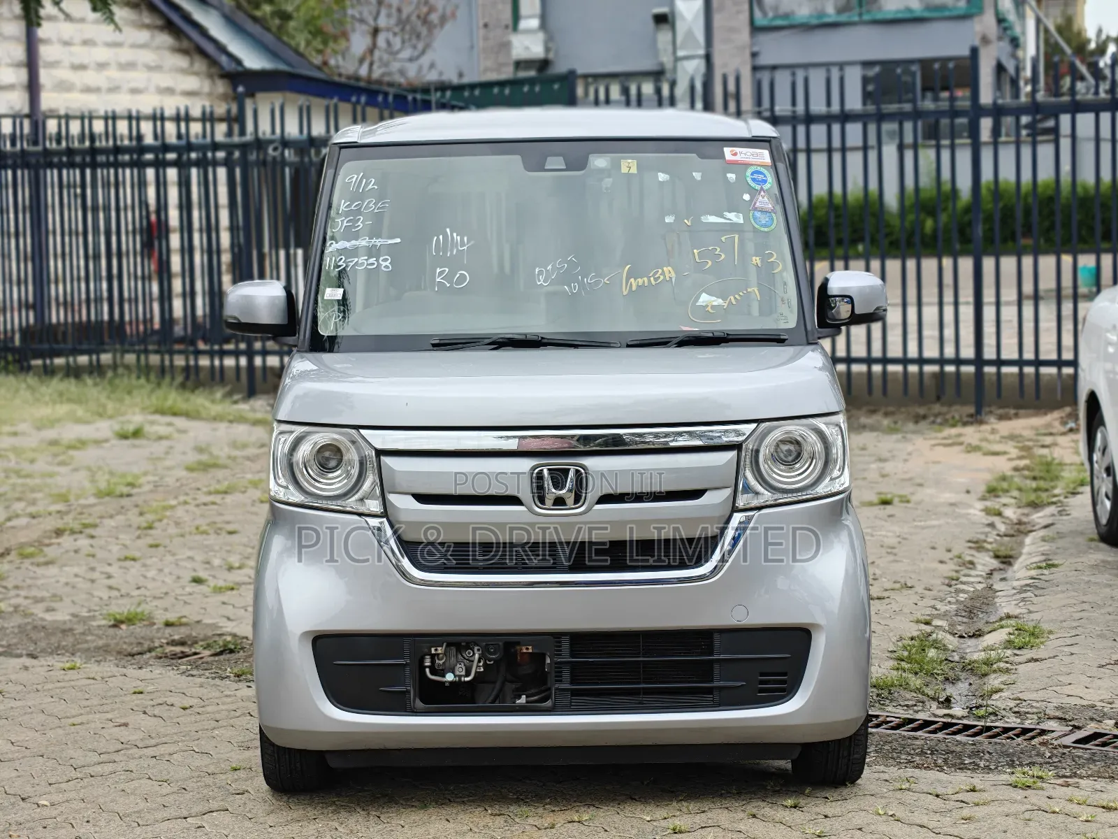 Honda N-Box 660 FWD 2018 Silver