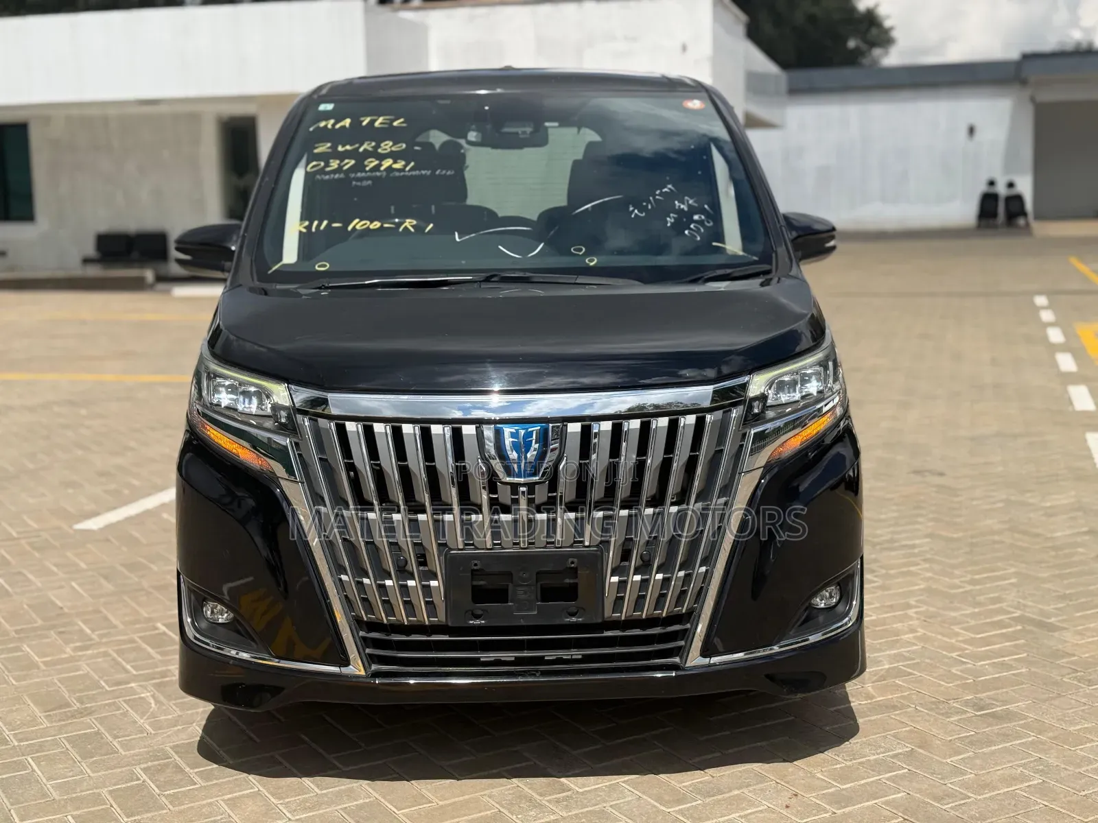 Toyota Esquire 1.8 FWD Hybrid (7 seater) 2019 Black